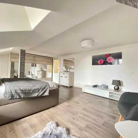 Lili Apartman
