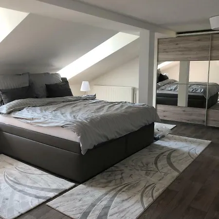Lili Apartman
